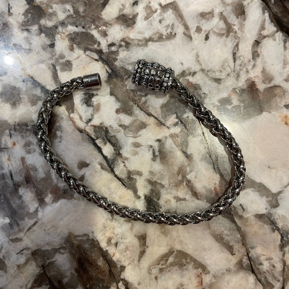 Silver Tone Magnetic Woven Chain Bracelet Unisex - Picture 3 of 6